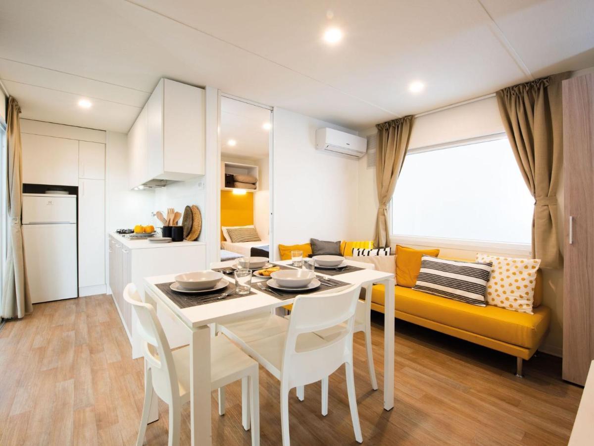 Premium Mobile Home In Novalja Bagian luar foto