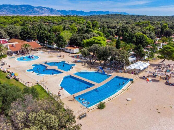 Premium Mobile Home In Novalja Bagian luar foto