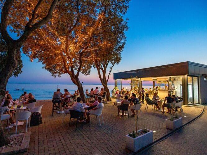 Premium Mobile Home In Novalja Bagian luar foto