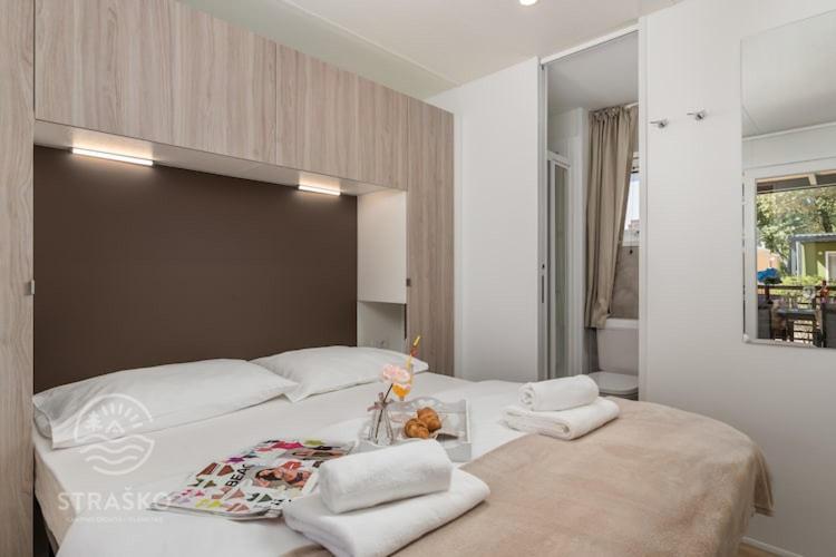 Premium Mobile Home In Novalja Bagian luar foto